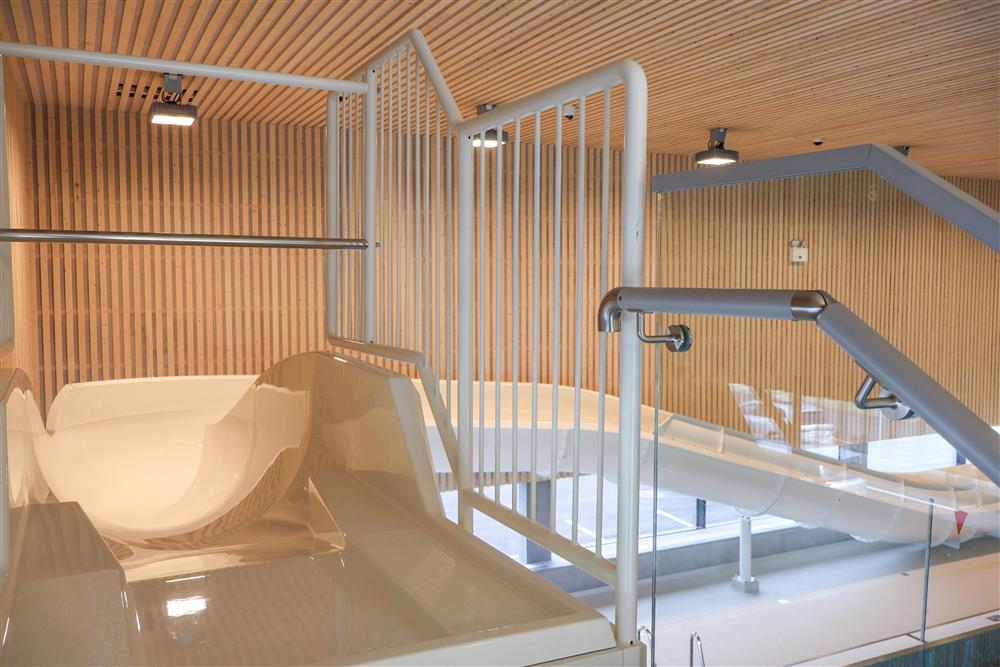 Badeanlegget i Vindafjordhallen - Klikk for stort bilete