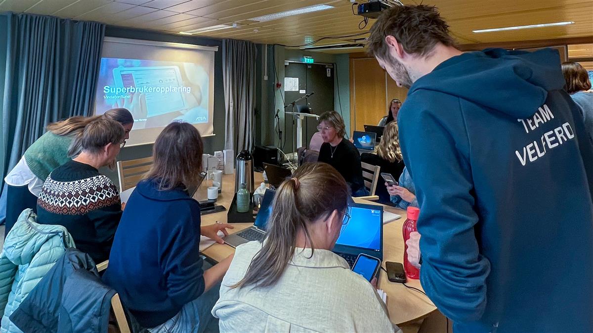 Superbrukaropplæring på Vindafjordtunet - Klikk for stort bilete