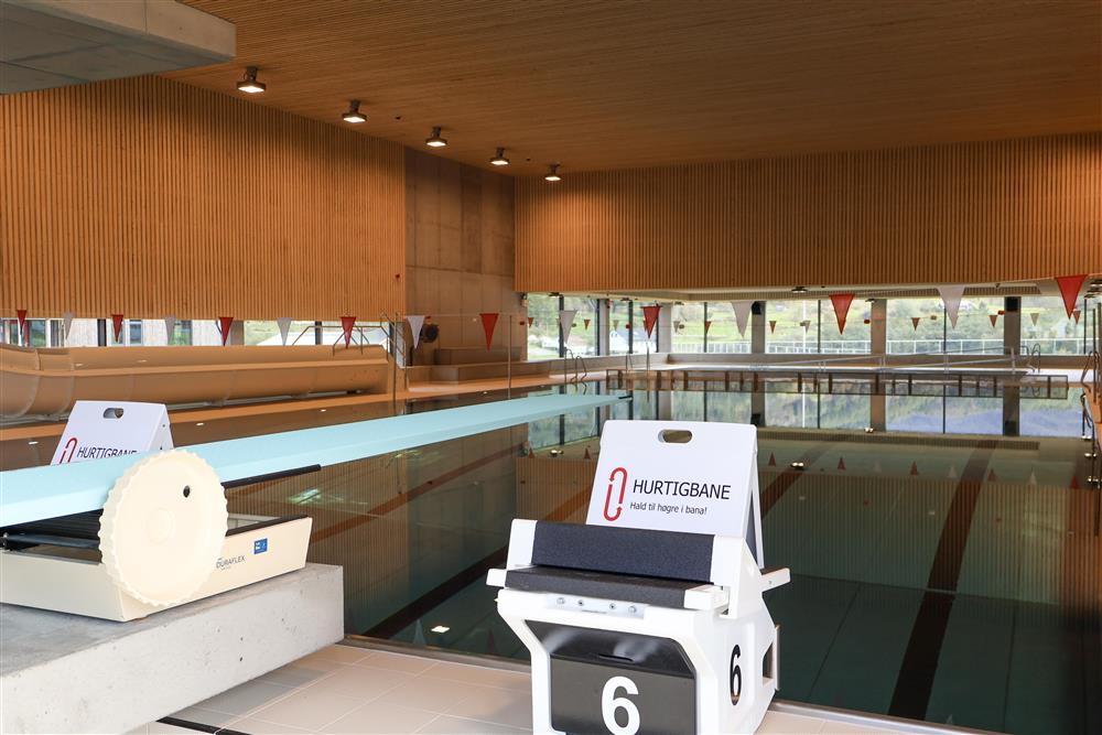 Badeanlegget i Vindafjordhallen - Klikk for stort bilete