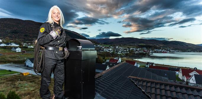 Feiar Kariann Eide - Klikk for stort bilete