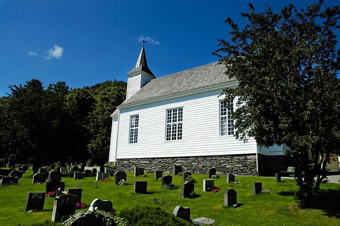 Imsland Kyrkje - Klikk for stort bilete