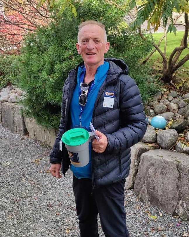 Bilete av bøsseberarar - Klikk for stort bilete